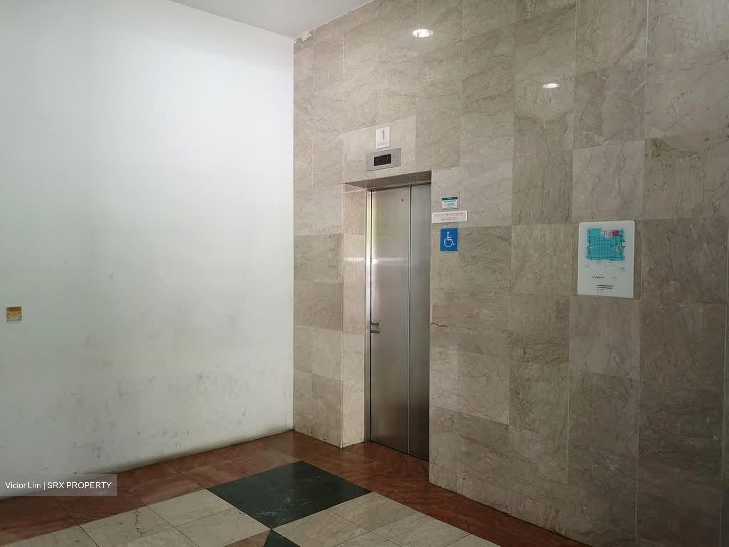 Highland Centre (D19), Office #539355921
